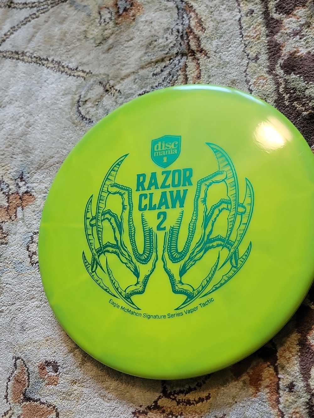 NEW Discmania Razor Claw 2 Disc Golf Driver Swirly Lime Green 176 Grams